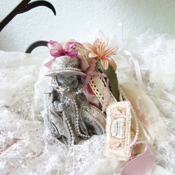 The Crafty Hobbit Other - Stone Look Porcelain Woman Statue Chippy Pink Shabby Decor Vintage French Boutiq